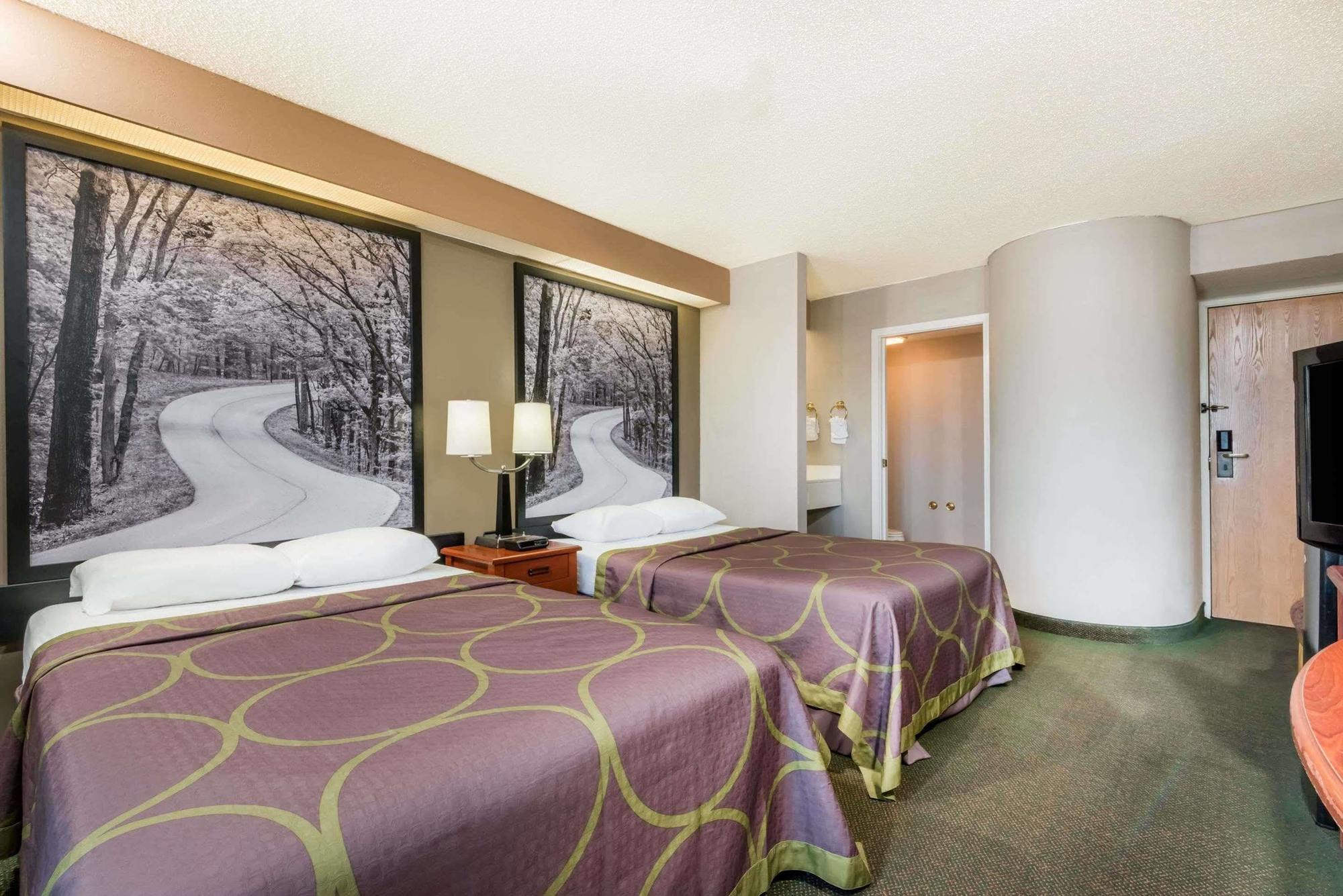 Hotel Super 8 By Wyndham Jasper Exteriér fotografie