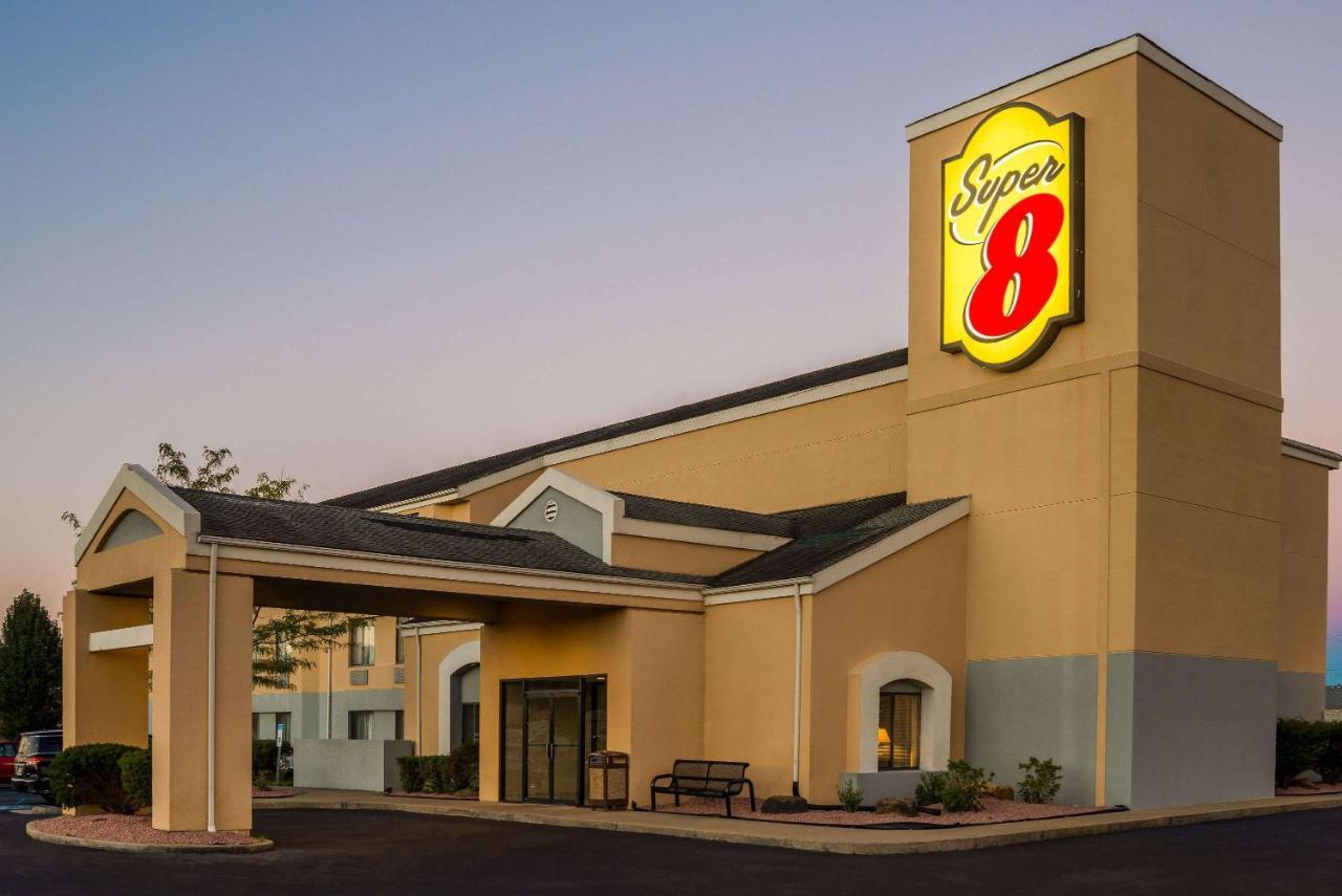 Hotel Super 8 By Wyndham Jasper Exteriér fotografie
